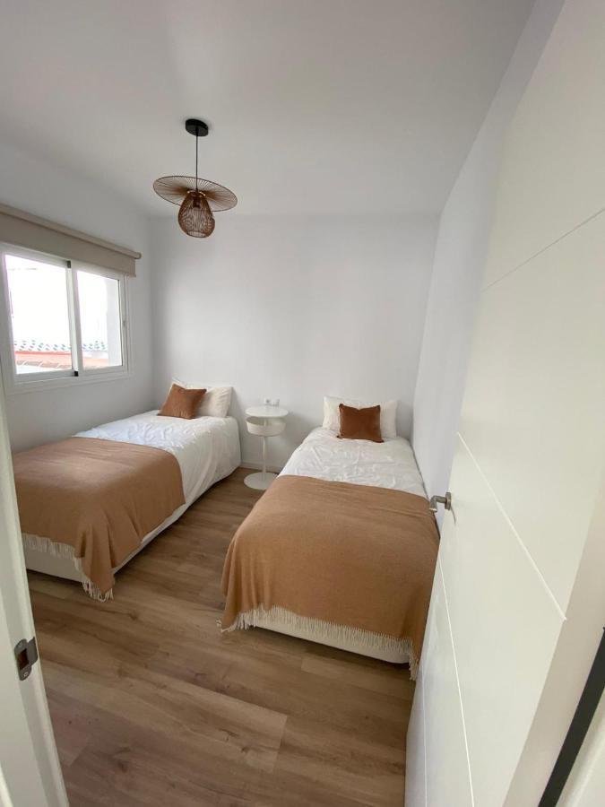 Arena Happy Apartment Fuengirola Bagian luar foto